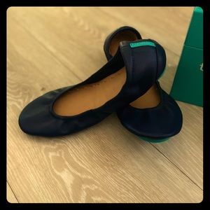 Tieks flats